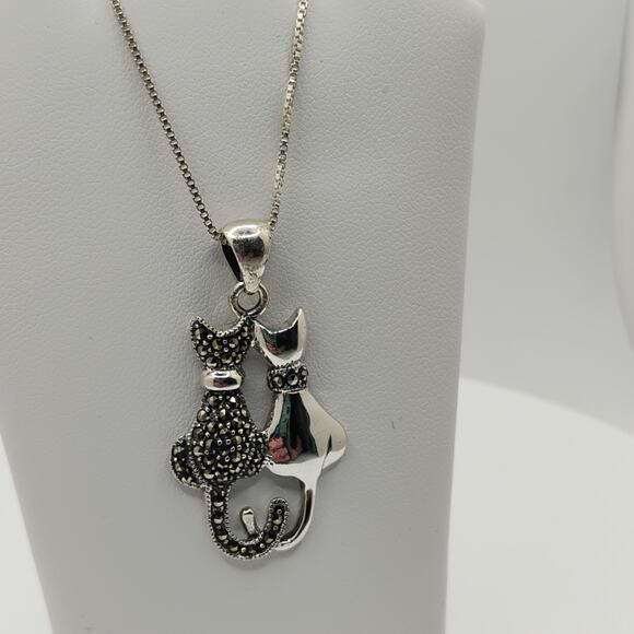 unbranded Jewelry - Cat Lovers Marcasite and 925 sterling on 18-inch Box Chain